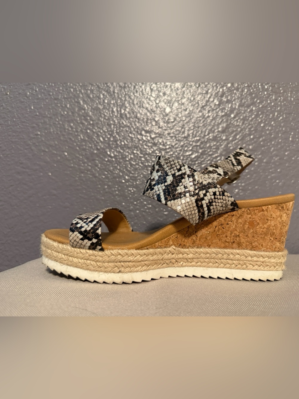 Report Wedge Sandals